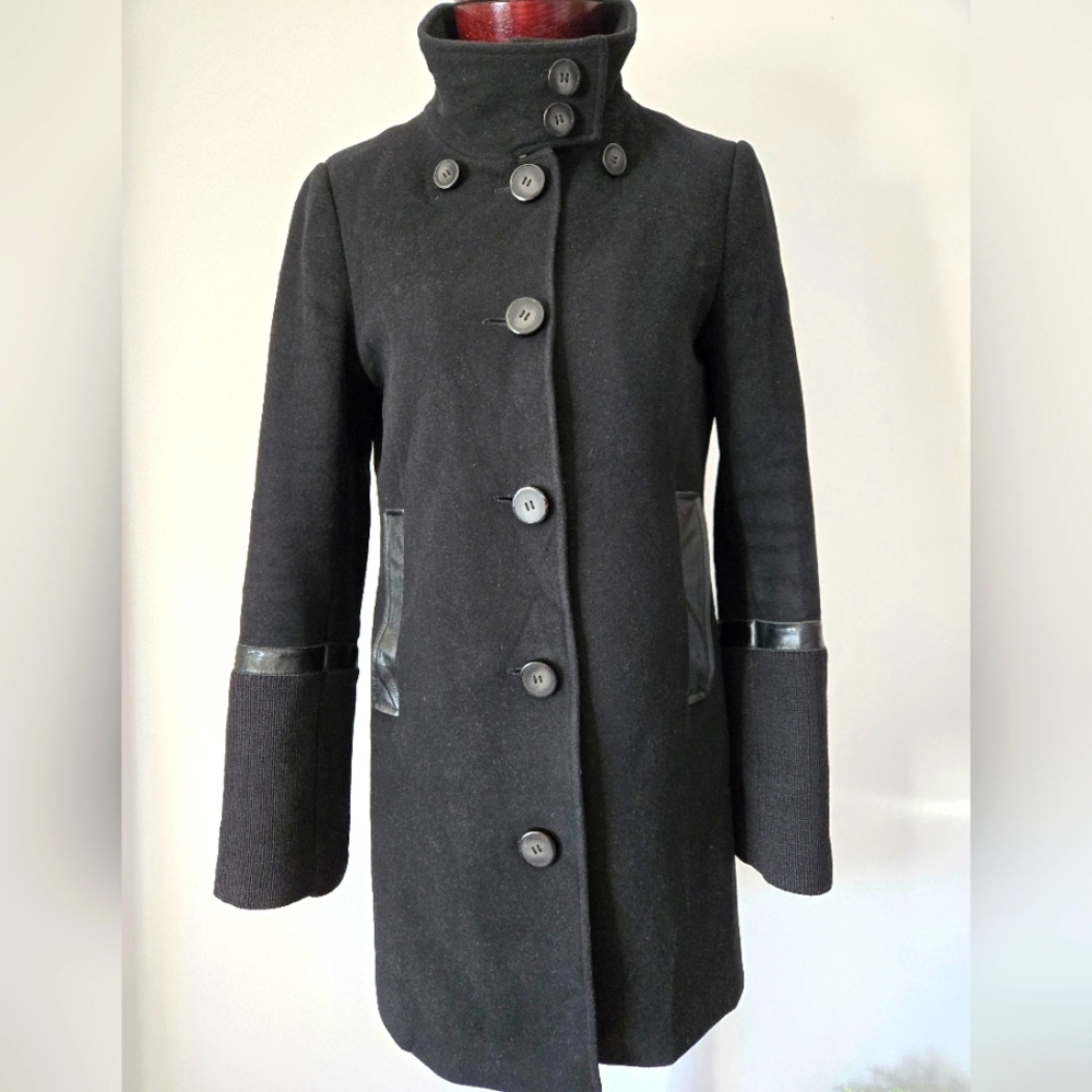 MACKAGE Wool/Cashmere/Leather Women's Black Button-Up Coat. Size Small